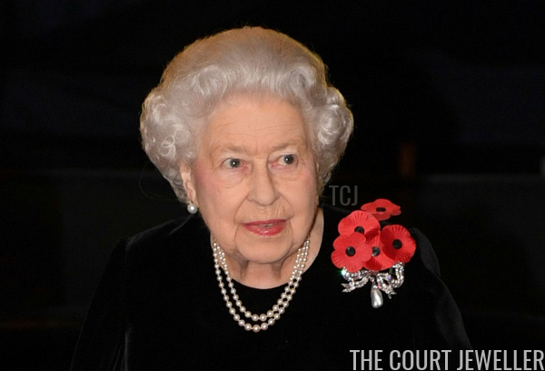 The Queen wears the Kensington Bow Brooch